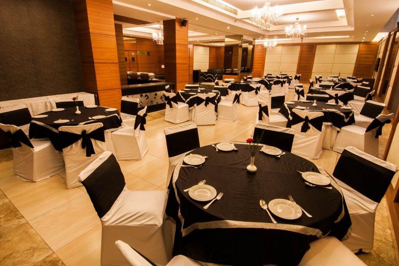 Africa Avenue Gk - 1 Hotel New Delhi Exterior foto