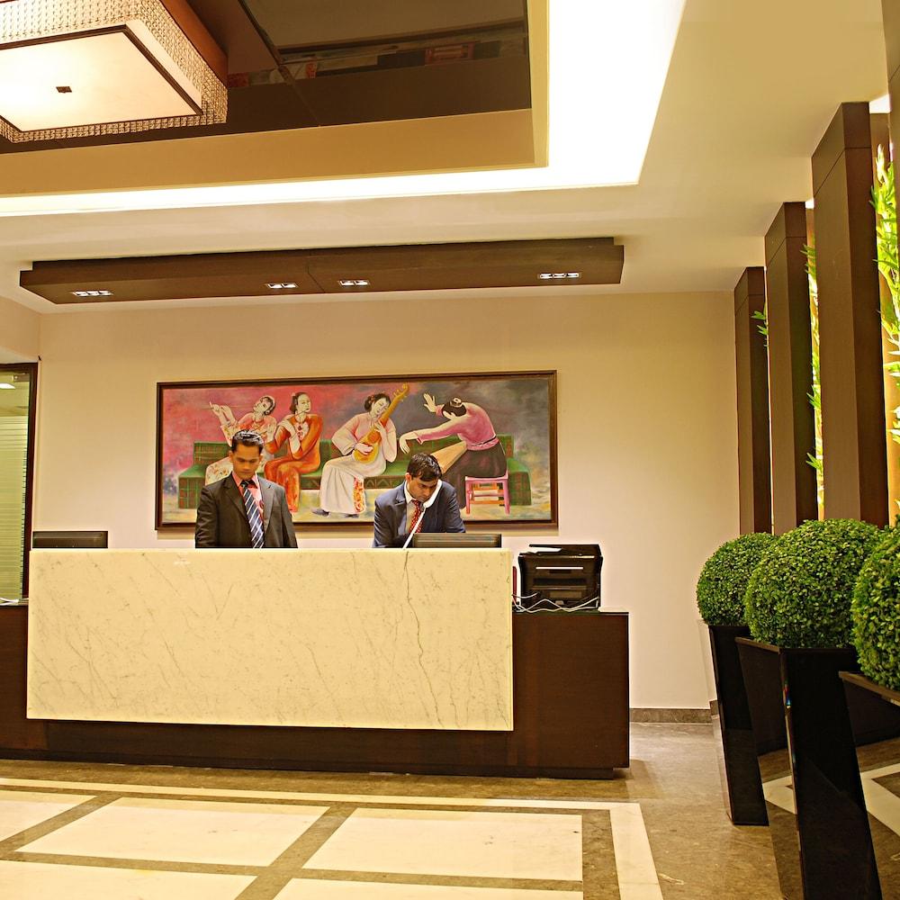 Africa Avenue Gk - 1 Hotel New Delhi Exterior foto