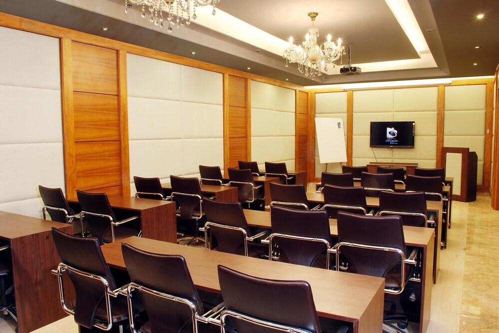 Africa Avenue Gk - 1 Hotel New Delhi Exterior foto