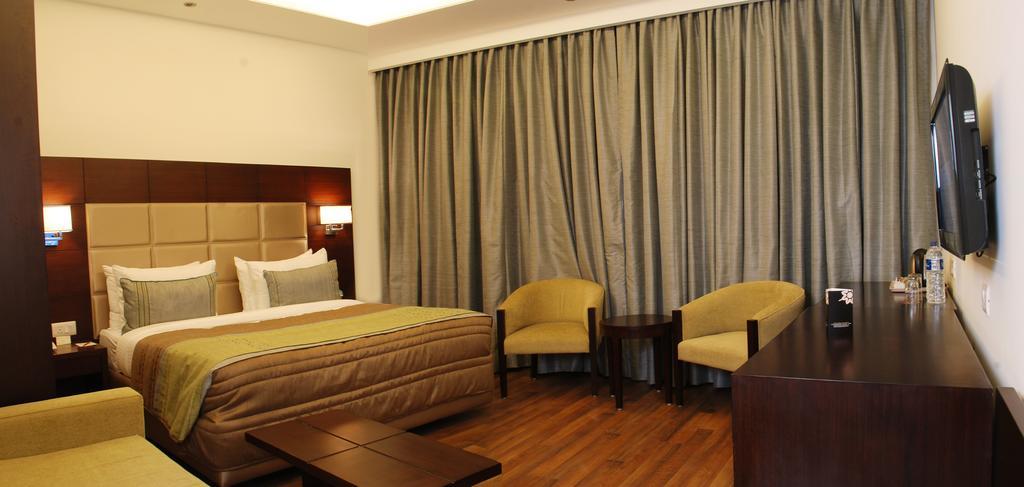 Africa Avenue Gk - 1 Hotel New Delhi Exterior foto